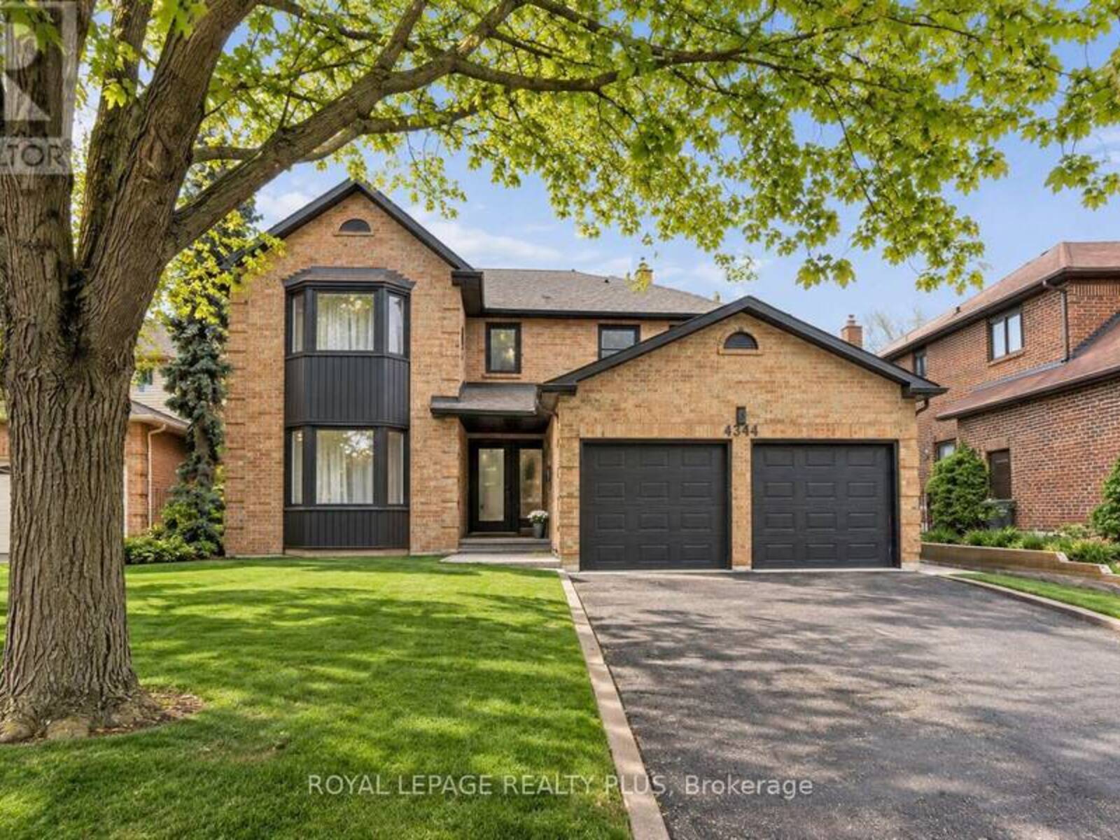 4344 DALLAS COURT, Mississauga, Ontario L4W 4G7