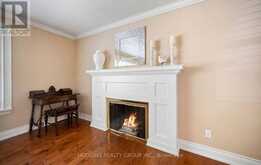 4334 SPRUCE AVENUE | Burlington Ontario | Slide Image Twelve