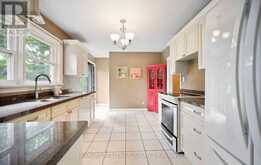 4334 SPRUCE AVENUE | Burlington Ontario | Slide Image Twenty-one