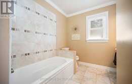 4334 SPRUCE AVENUE | Burlington Ontario | Slide Image Twenty-seven