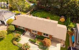 4334 SPRUCE AVENUE | Burlington Ontario | Slide Image Four