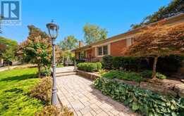 4334 SPRUCE AVENUE | Burlington Ontario | Slide Image Nine