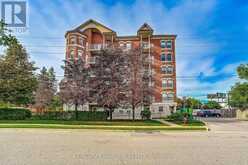 PH3 - 35 HUNT AVENUE | Richmond Hill Ontario | Slide Image One