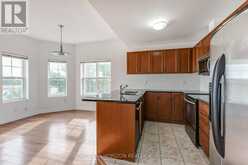 PH3 - 35 HUNT AVENUE | Richmond Hill Ontario | Slide Image Ten