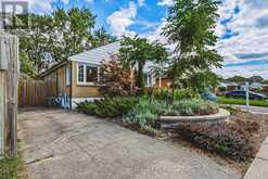 12 STEVENSON AVENUE | London Ontario | Slide Image Three