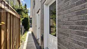 70 ROYAL ORCHARD BOULEVARD | Markham Ontario | Slide Image Forty-five