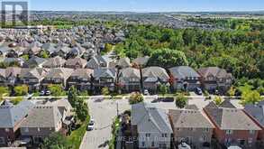 420 KINCARDINE TERRACE | Milton Ontario | Slide Image Thirty-one