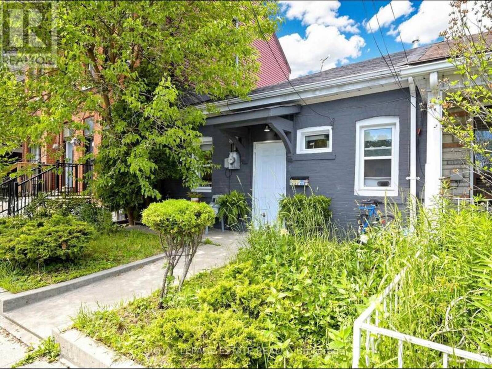 44 MITCHELL AVENUE, Toronto, Ontario M6J 1B9