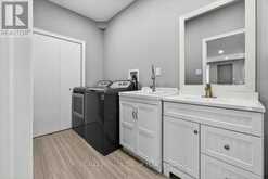 102 PINE HILL ROAD | Bradford West Gwillimbury Ontario | Slide Image Thirty-eight