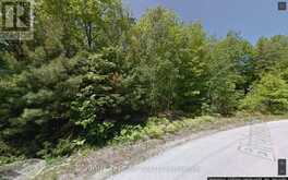 2 BIRCHWOOD TRAIL | Wasaga Beach Ontario | Slide Image Three