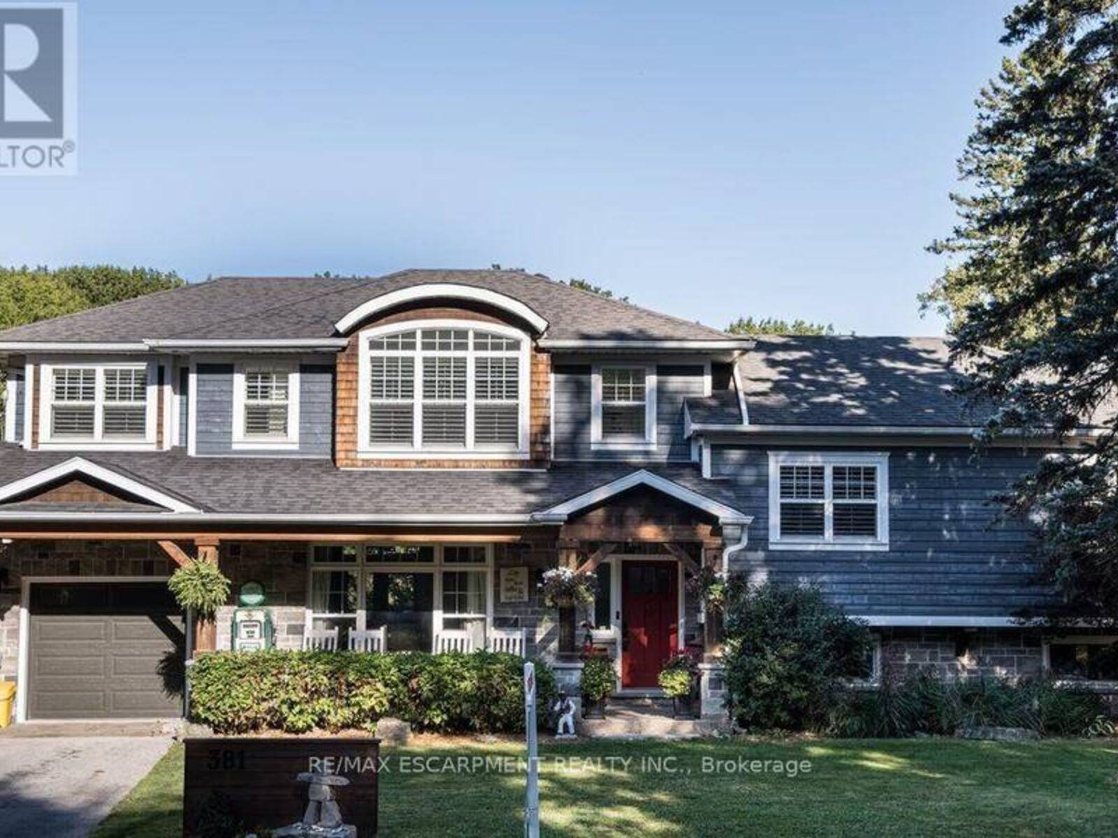 381 WOODWORTH COURT, Ancaster, Ontario L9G 2N2