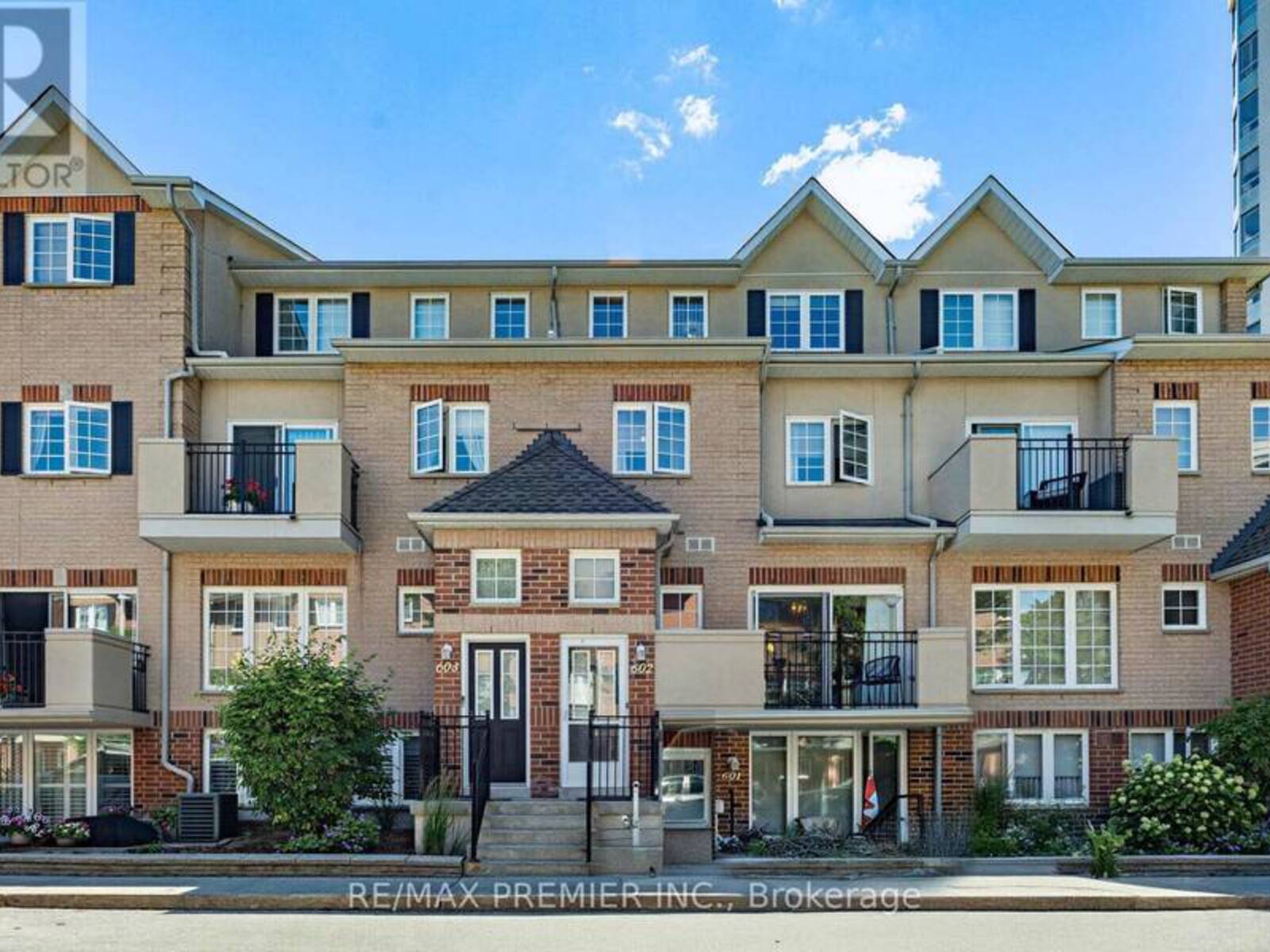 602 - 1400 THE ESPLANADE N, Pickering, Ontario L1V 6V2