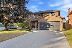 551 KASTELIC PLACE | Burlington Ontario | Slide Image Three