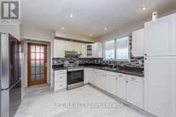 111 DEARBOURNE BOULEVARD | Brampton Ontario | Slide Image Eleven