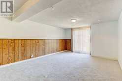 88 CENTRAL PARKWAY W | Mississauga Ontario | Slide Image Thirty