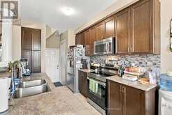 8 CELANO DRIVE | Hamilton Ontario | Slide Image Nine