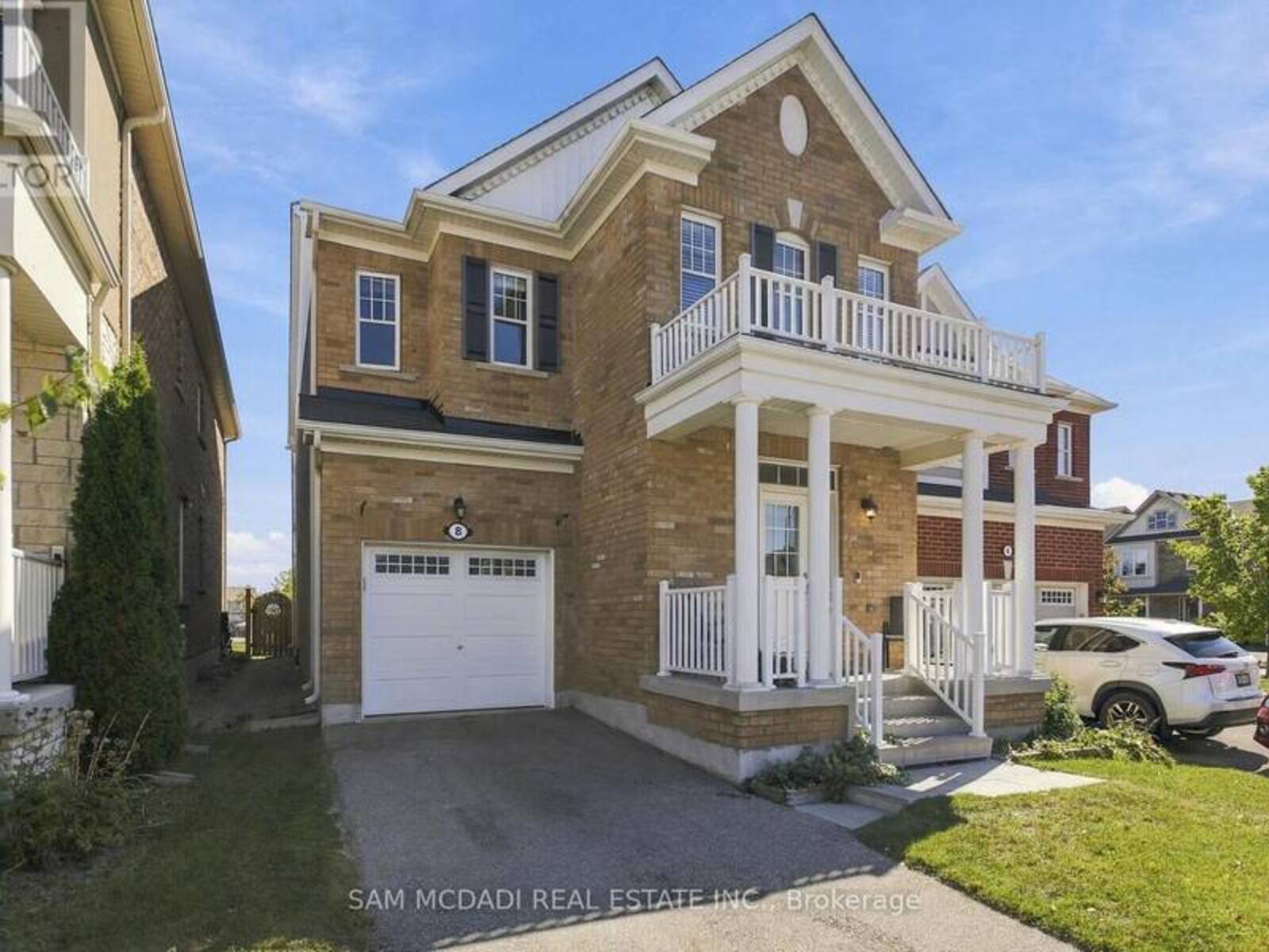 8 CELANO DRIVE, Hamilton, Ontario L8B 1V3