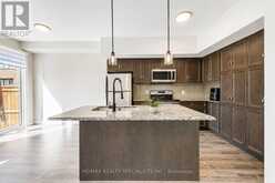 35 PELICAN LANE | Hamilton Ontario | Slide Image Seventeen