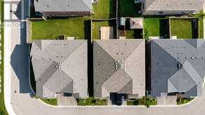 35 PELICAN LANE | Hamilton Ontario | Slide Image Thirty-eight