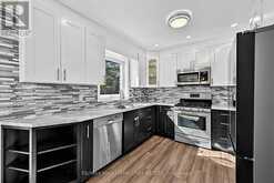 121 TAYLOR DRIVE | Barrie Ontario | Slide Image Nine
