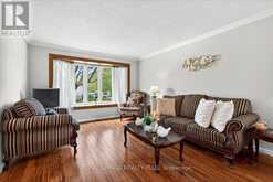 4452 DELANEY DRIVE | Burlington Ontario | Slide Image Ten