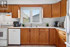 4452 DELANEY DRIVE | Burlington Ontario | Slide Image Eighteen