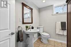 4452 DELANEY DRIVE | Burlington Ontario | Slide Image Thirty-seven