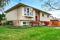 4452 DELANEY DRIVE | Burlington Ontario | Slide Image Three