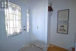 132 HARDING BOULEVARD | Toronto Ontario | Slide Image Sixteen