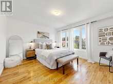 132 HARDING BOULEVARD | Toronto Ontario | Slide Image Seventeen