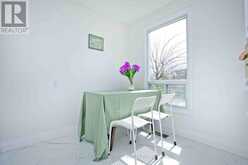 93 CORINTHIAN BOULEVARD | Toronto Ontario | Slide Image Eleven