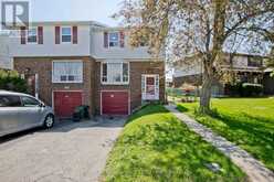 93 CORINTHIAN BOULEVARD | Toronto Ontario | Slide Image Two