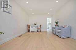 93 CORINTHIAN BOULEVARD | Toronto Ontario | Slide Image Eight