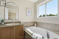 257 SOUTHBROOK DRIVE | Binbrook Ontario | Slide Image Thirty-one