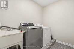 257 SOUTHBROOK DRIVE | Binbrook Ontario | Slide Image Thirty-three