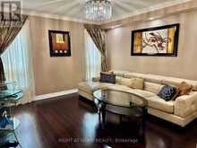 129 FOUR SEASONS CRESCENT | East Gwillimbury Ontario | Slide Image Sixteen