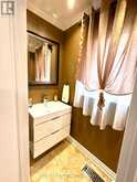 129 FOUR SEASONS CRESCENT | East Gwillimbury Ontario | Slide Image Five
