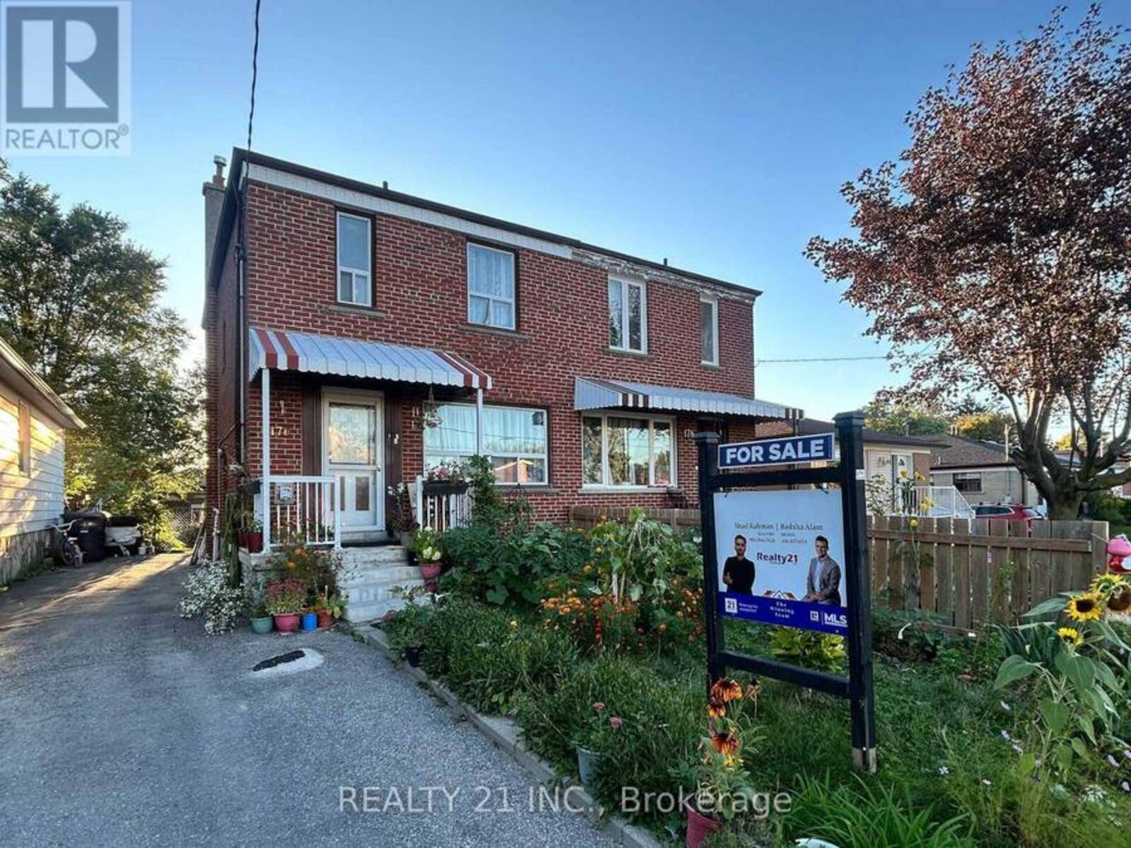 176 LINDEN AVENUE, Toronto, Ontario M1K 3H8