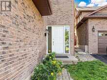 28 LONGFELLOW COURT | Whitby Ontario | Slide Image Two