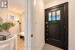 379 SCARBOROUGH ROAD | Toronto Ontario | Slide Image Nine