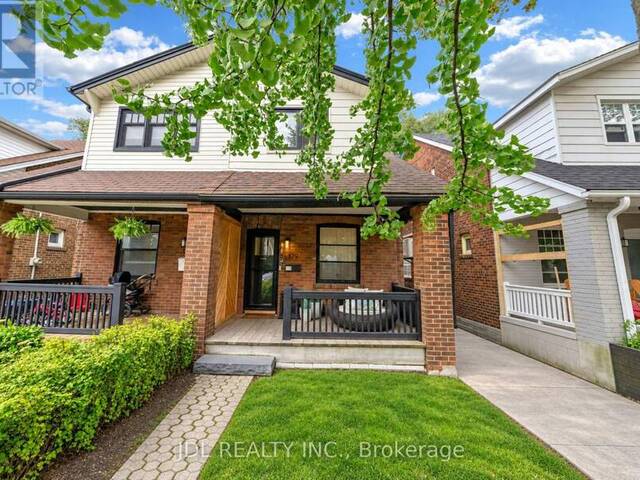 379 SCARBOROUGH ROAD Toronto Ontario, M4E 3N1 - 4 Bedrooms Home For Sale