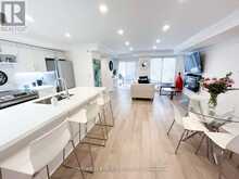109 - 2 DUNSHEATH WAY | Markham Ontario | Slide Image Four