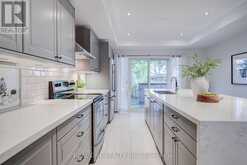 19 BATTENBERG AVENUE | Toronto Ontario | Slide Image Thirteen