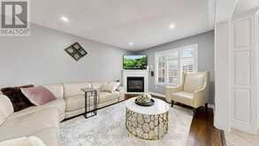 3433 SUNLIGHT STREET | Mississauga Ontario | Slide Image Nine