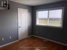 139 RAPONI CIRCLE | Toronto Ontario | Slide Image Eight