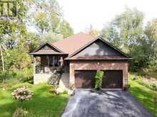 44 IRIS DRIVE | Wasaga Beach Ontario | Slide Image Three