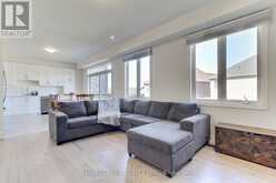 90 KINGKNOLL CRESCENT | Georgina Ontario | Slide Image Twelve
