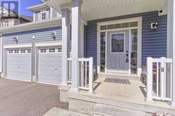 90 KINGKNOLL CRESCENT | Georgina Ontario | Slide Image Four