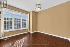 383 GILPIN DRIVE | Newmarket Ontario | Slide Image Twelve