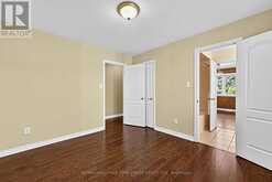 383 GILPIN DRIVE | Newmarket Ontario | Slide Image Fourteen